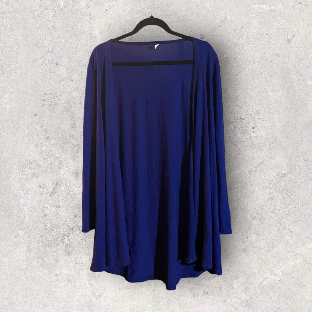 Avolook Light Cardigan Size XL